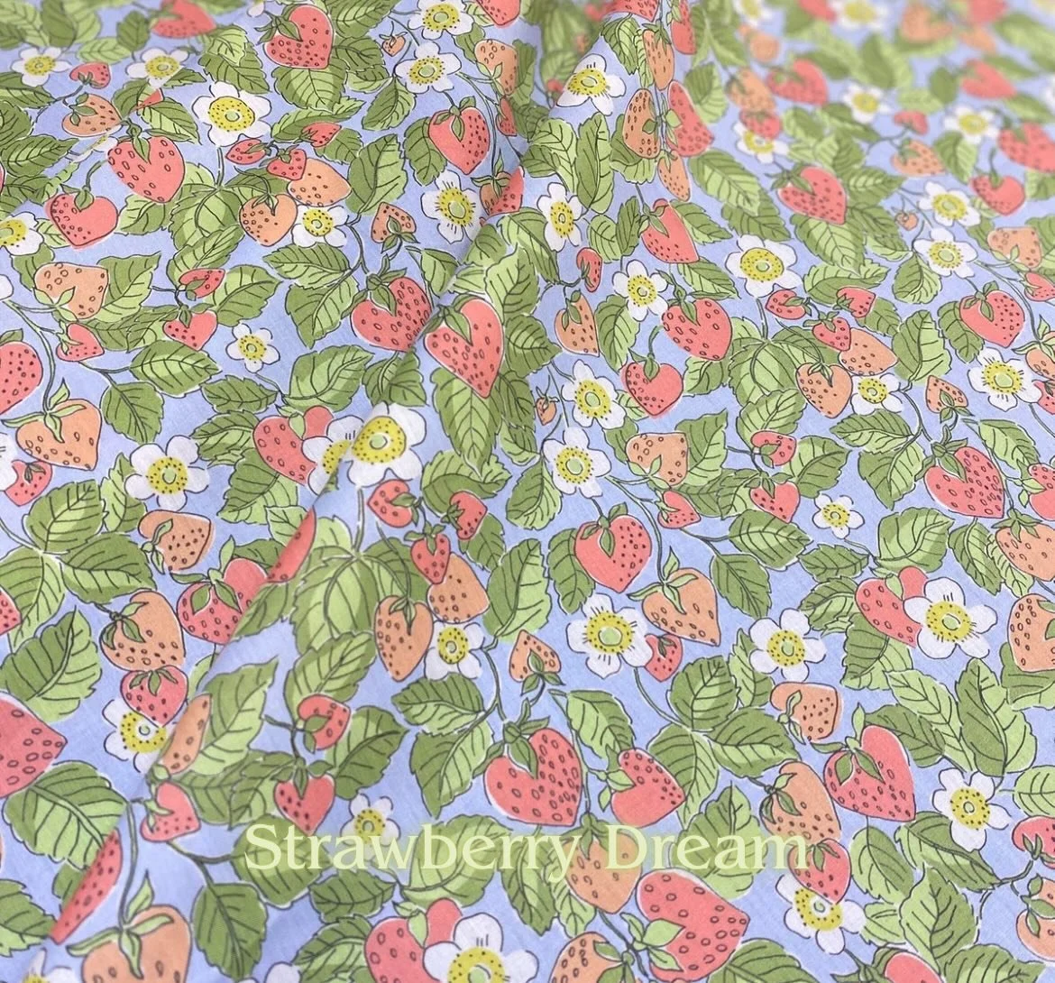 Sweet and juicy heart-shaped strawberries are scattered amongst delicate blossom flowers and pretty leaves in this refreshingly fruity botanical.
.
.
#fabricitysg
#libertyfabrics
#libertytanalawn