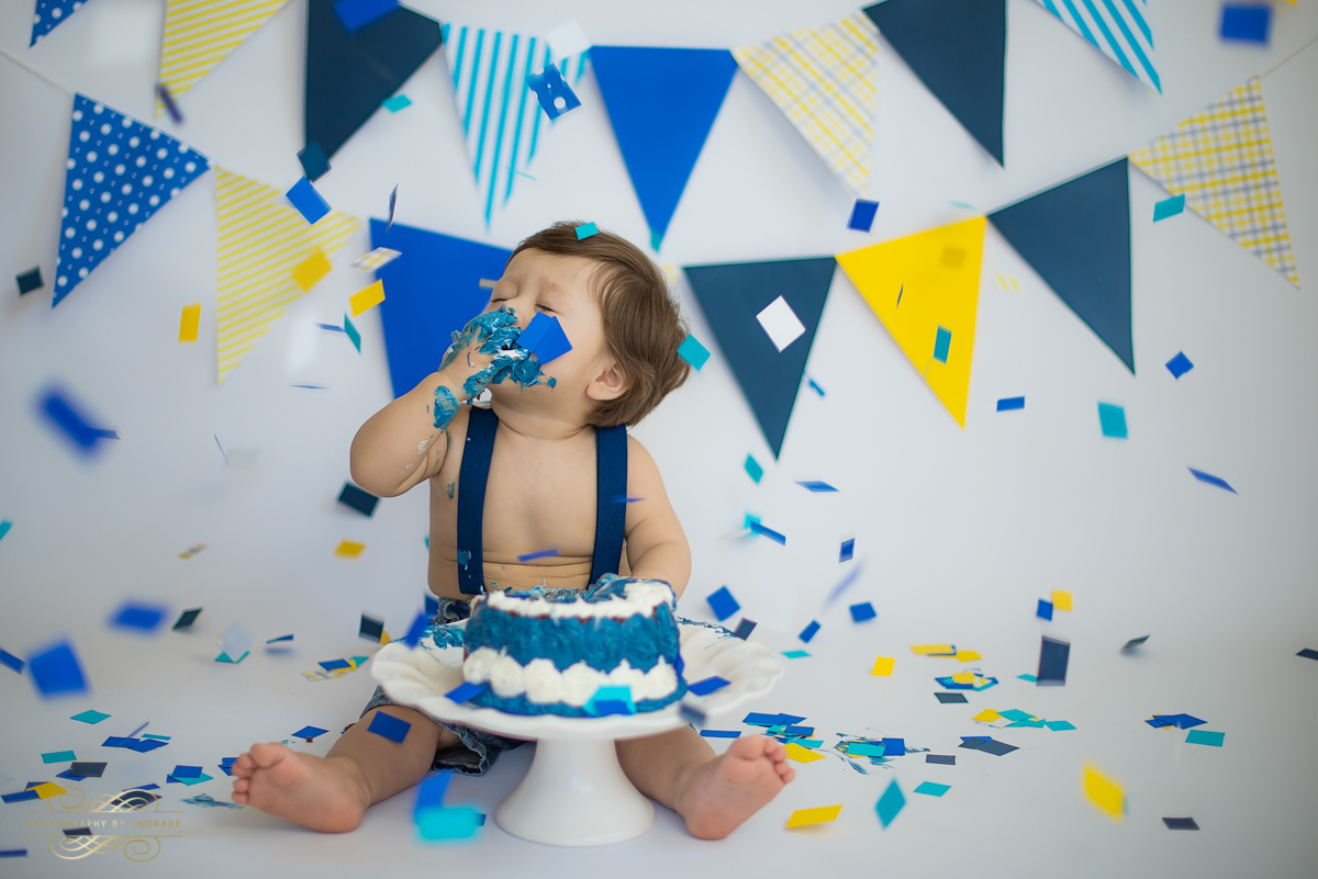 Photography by andrade Chicago Birthday Cake Smash Photography session-17.jpg