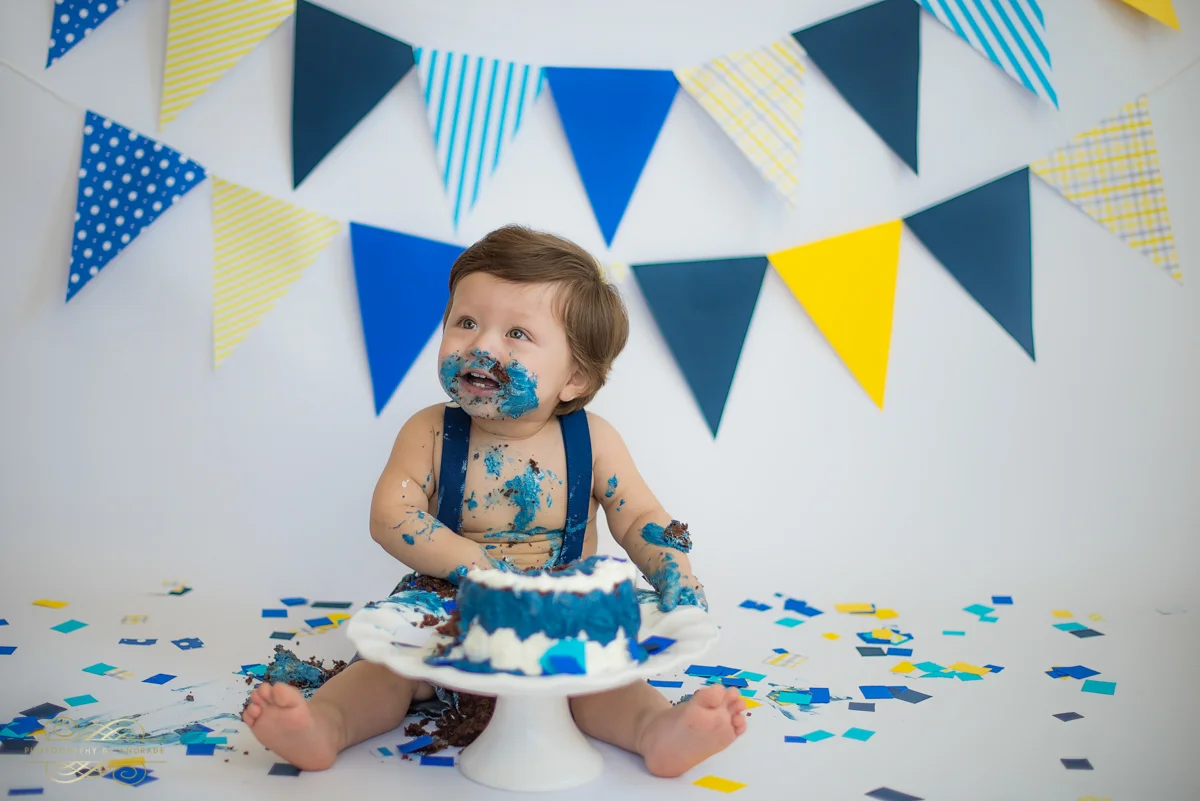 Photography by andrade Chicago Birthday Cake Smash Photography session-21.jpg