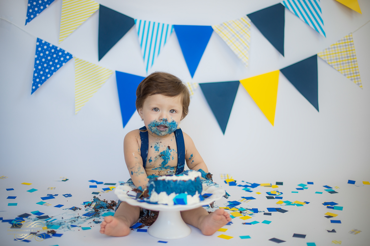 Photography by andrade Chicago Birthday Cake Smash Photography session-22.jpg