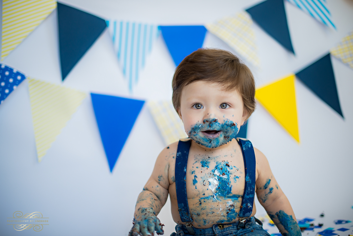 Photography by andrade Chicago Birthday Cake Smash Photography session-32.jpg