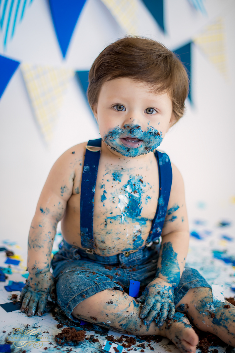 Photography by andrade Chicago Birthday Cake Smash Photography session-33.jpg