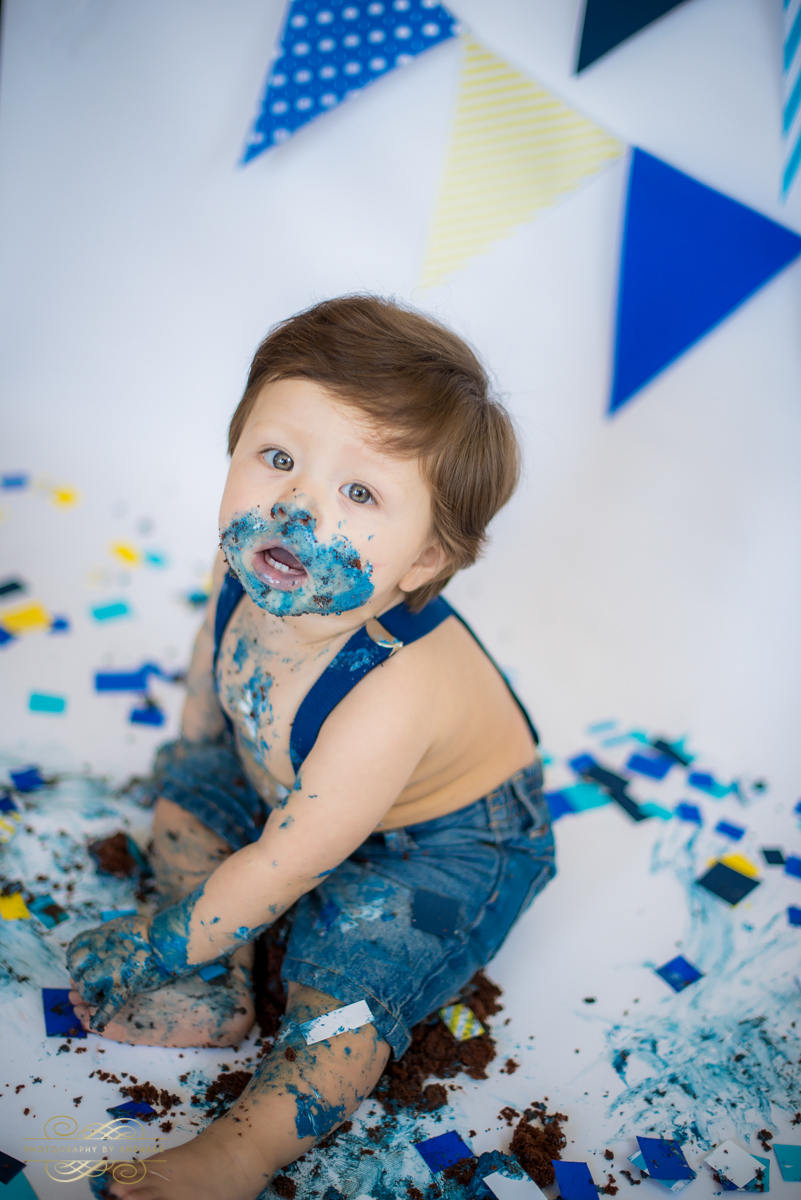Photography by andrade Chicago Birthday Cake Smash Photography session-36.jpg