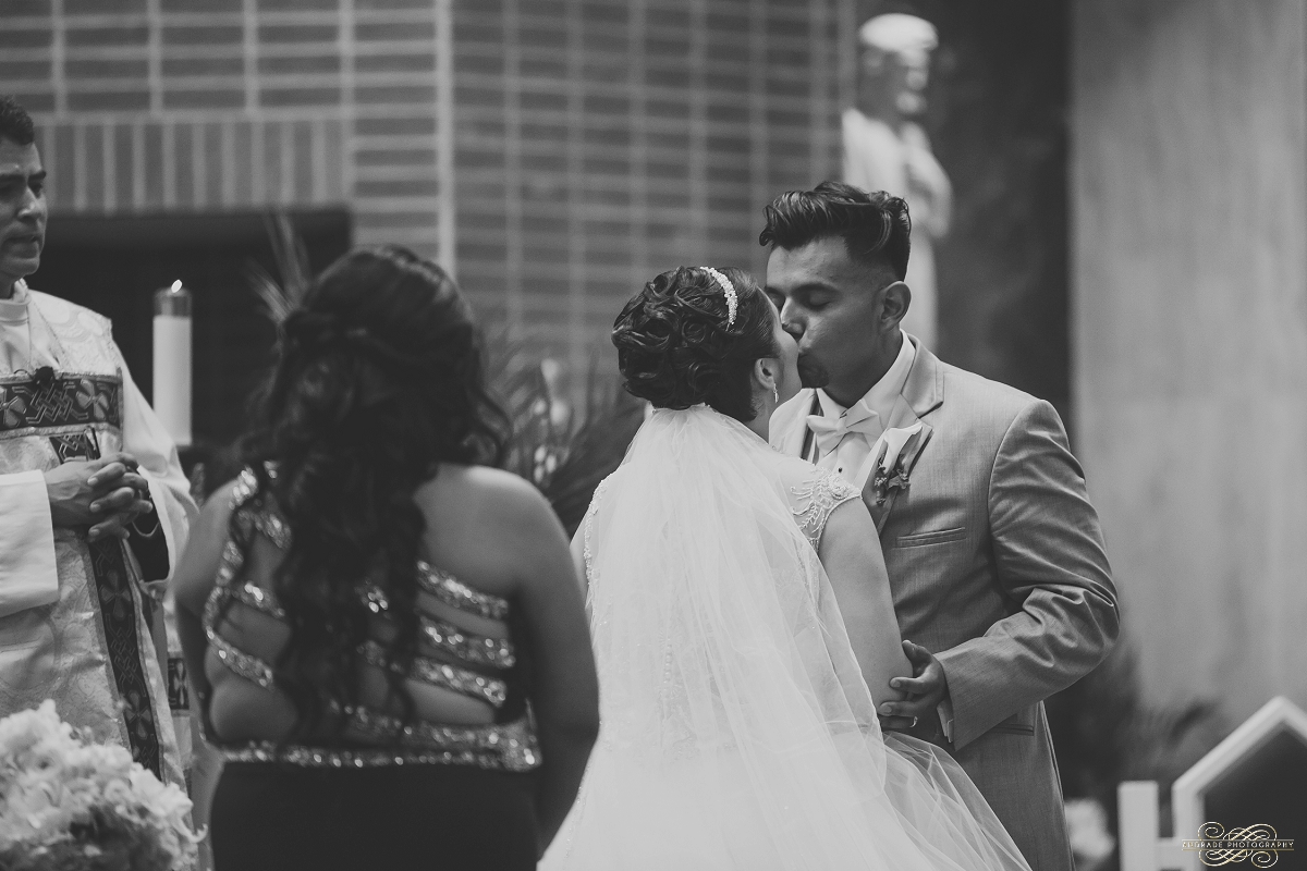 Venutis Banquet Chicago Illinois Wedding Photography 1 (63).jpg