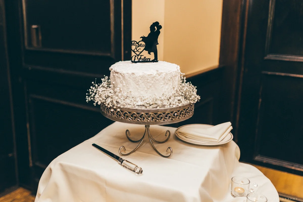 Naperville Wedding Photographer _ Maggianos Little Italy Wedding_0048.jpg