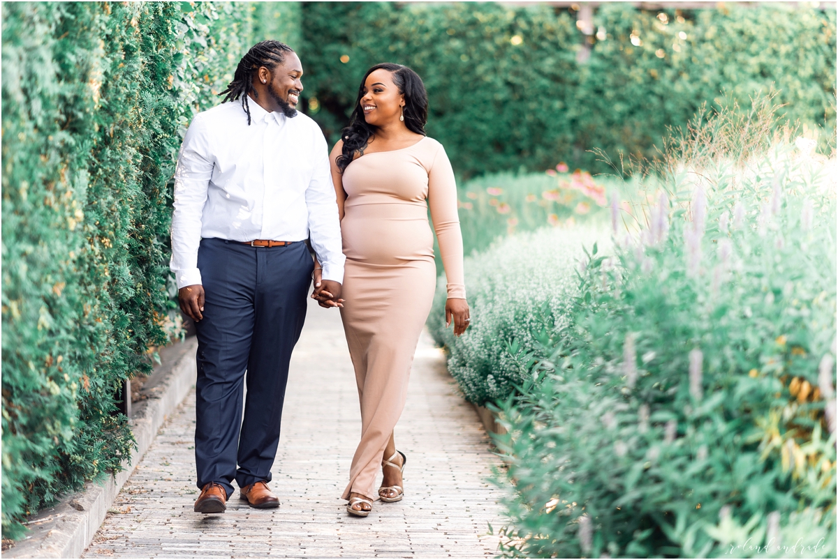 Lurie Garden Engagement Session Chicago IL7.jpg