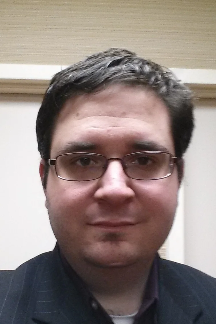headshot.jpg