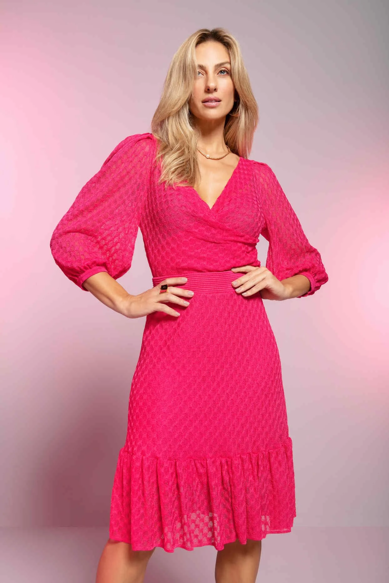 1 dolar  LOOKBOOK VERAO 23_Page55_Image1.jpg