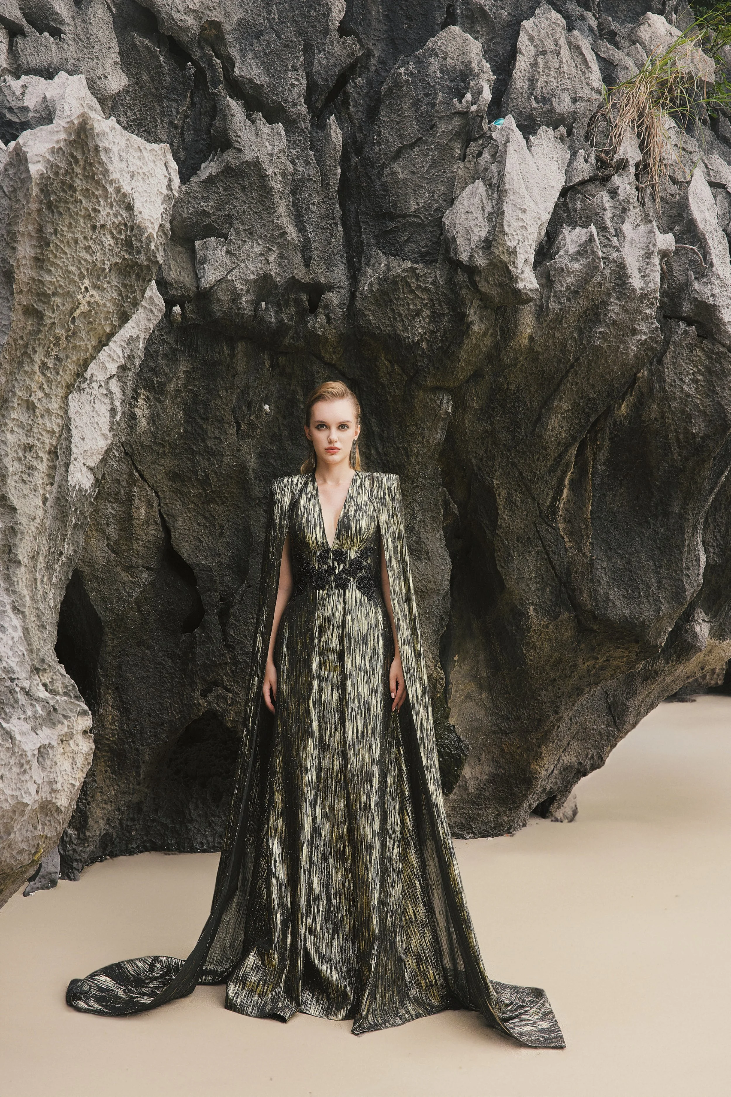 LOOKBOOK LUNE_Page24_Image1.jpg