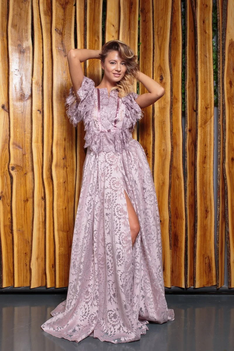 AL5A8338_800x1200.jpg