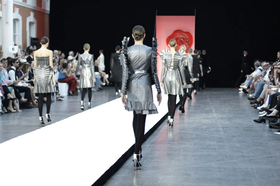 Viktor & Rolf show, ELLE Fashion Days (2011)