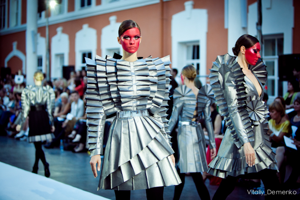 Viktor&Rolf (2).jpg