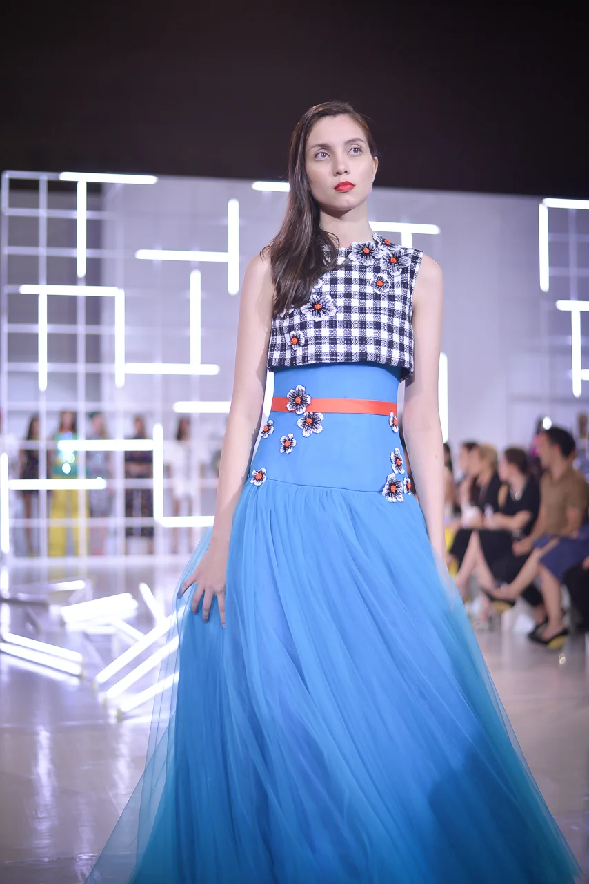 DeLUSTICO (PIRNIA COLLECTIONS)