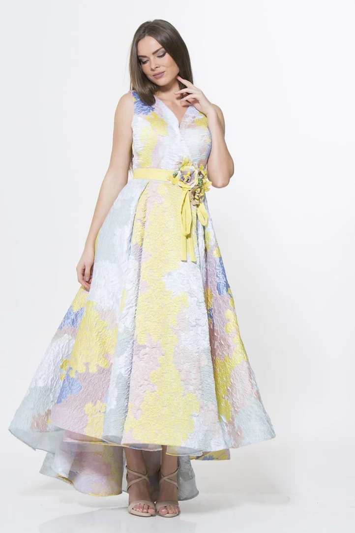 Look Book_Page20_Image1.jpg