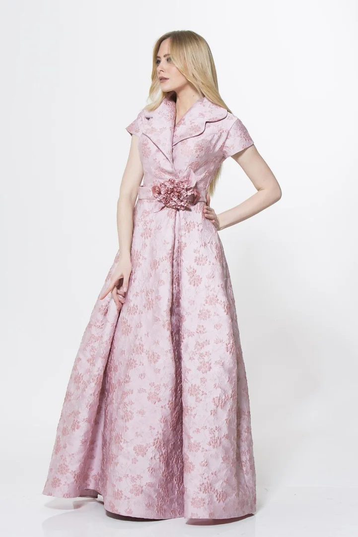 Look Book_Page24_Image1.jpg