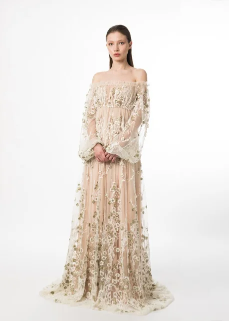 AK Lookbook Couture FW18-19 PR_Page3_Image1.jpg