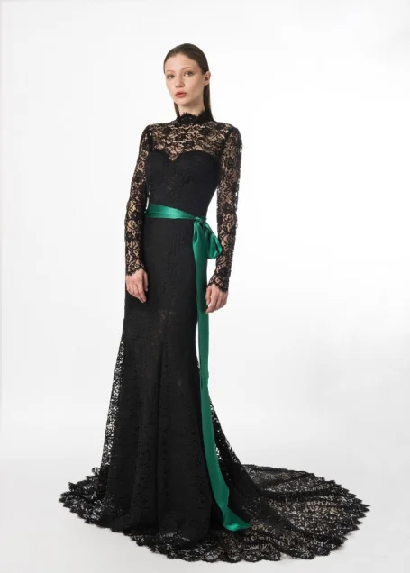AK Lookbook Couture FW18-19 PR_Page4_Image2.jpg