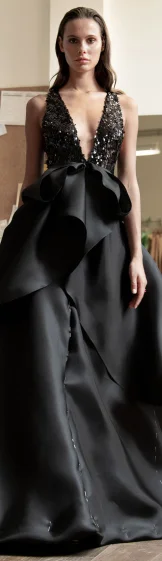 PRE SPRING SUMMER 2019 BY PETER LANGNER_Page9_Image2.jpg