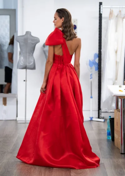 PRE SPRING SUMMER 2019 BY PETER LANGNER_Page13_Image1.jpg