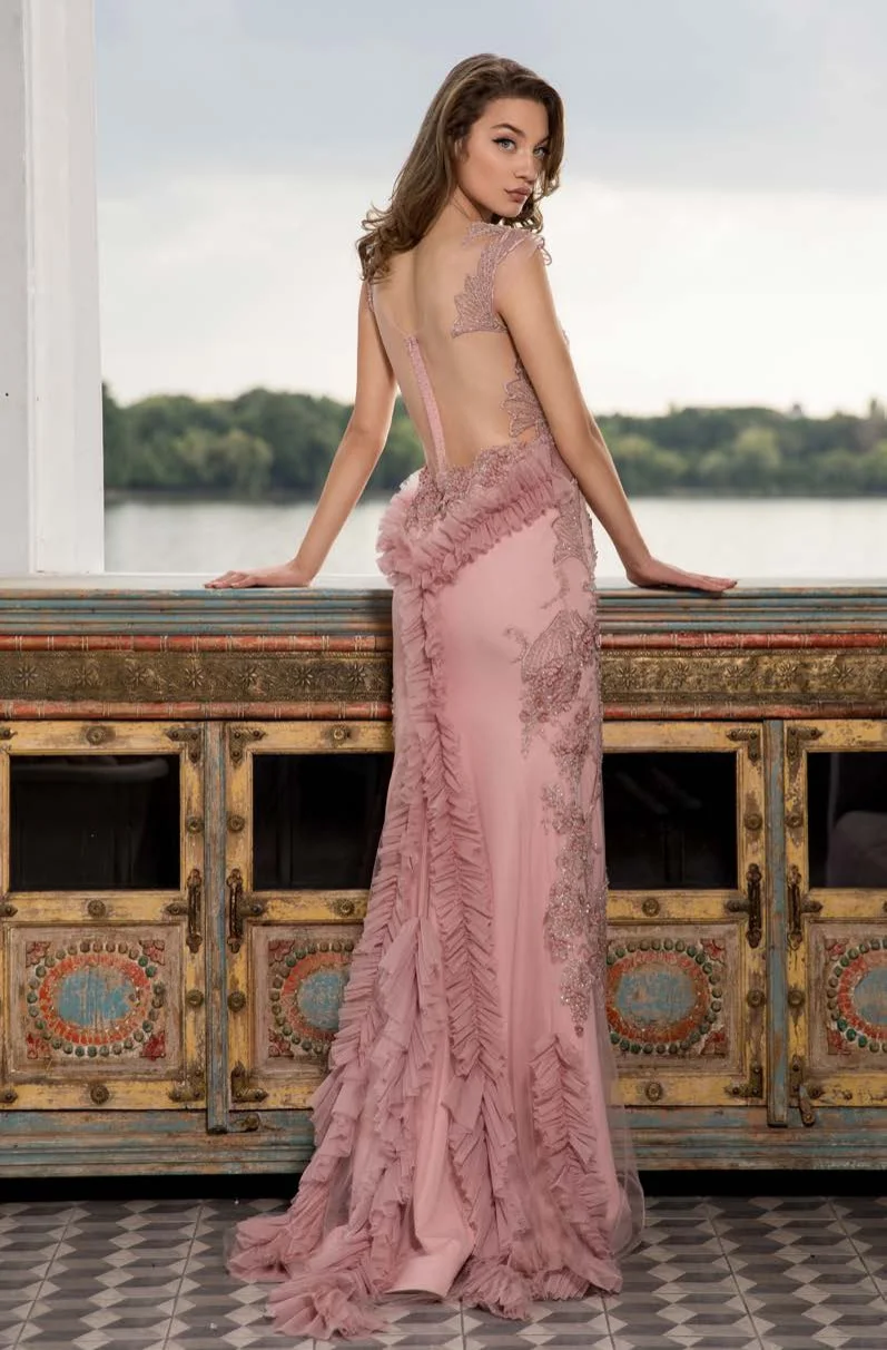 CRISTALLINI Lookbook_SS19 (1)_Page42_Image2.jpg