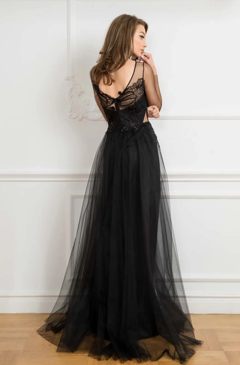 CRISTALLINI Lookbook_SS19 (1)_Page52_Image2.jpg