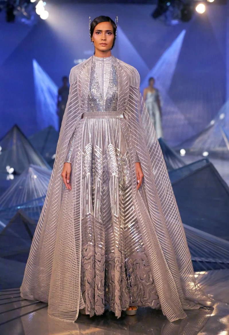 lookbook SS19 Amit Aggarwal-ilovepdf-compressed-ilovepdf-compressed_Page5_Image1.jpg