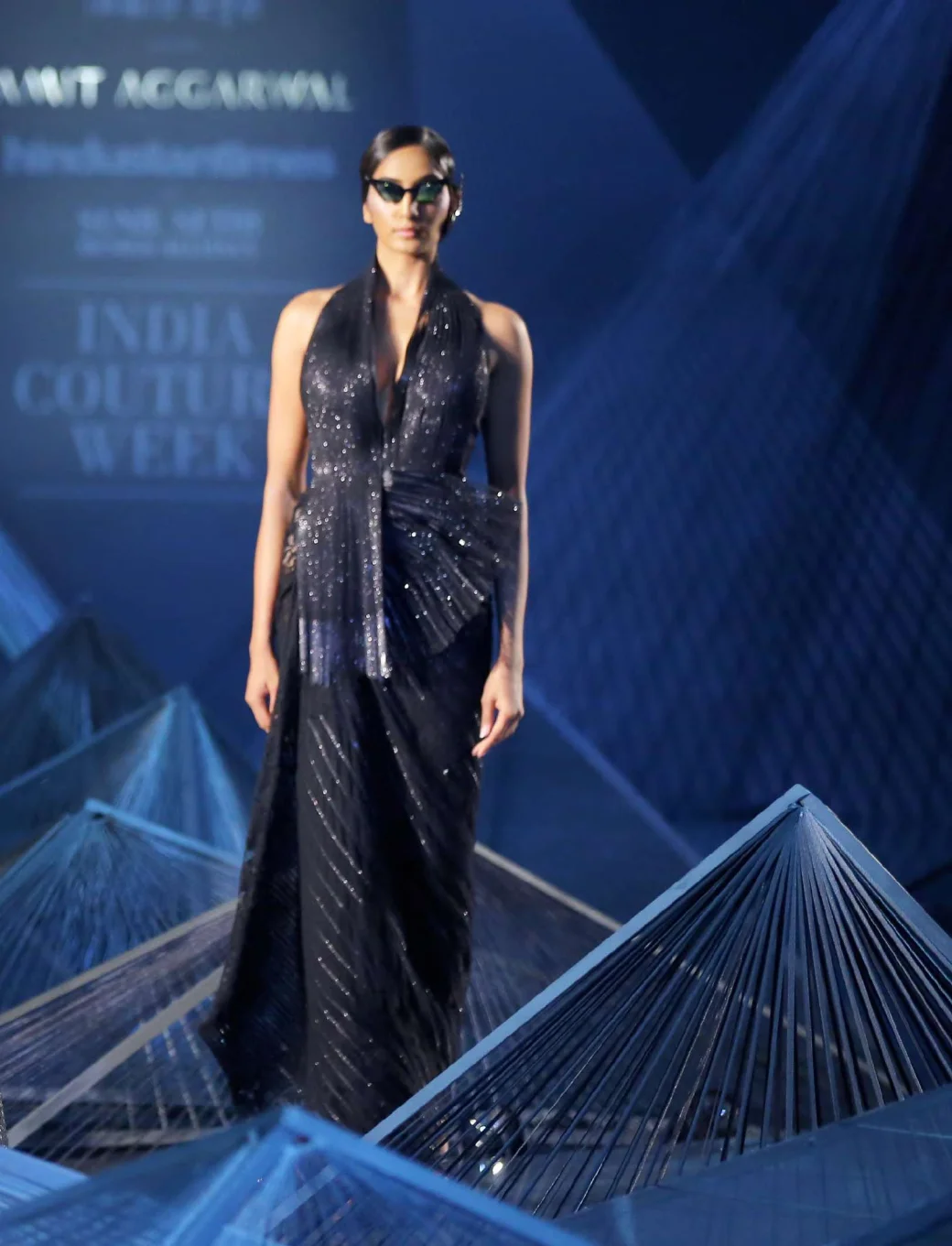 lookbook SS19 Amit Aggarwal-ilovepdf-compressed-ilovepdf-compressed_Page25_Image1.jpg