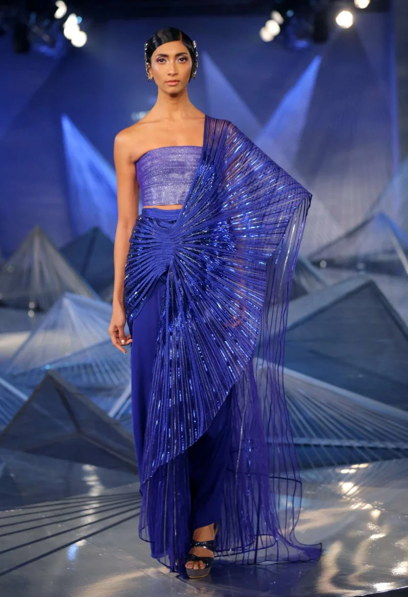 lookbook SS19 Amit Aggarwal-ilovepdf-compressed-ilovepdf-compressed_Page35_Image1.jpg