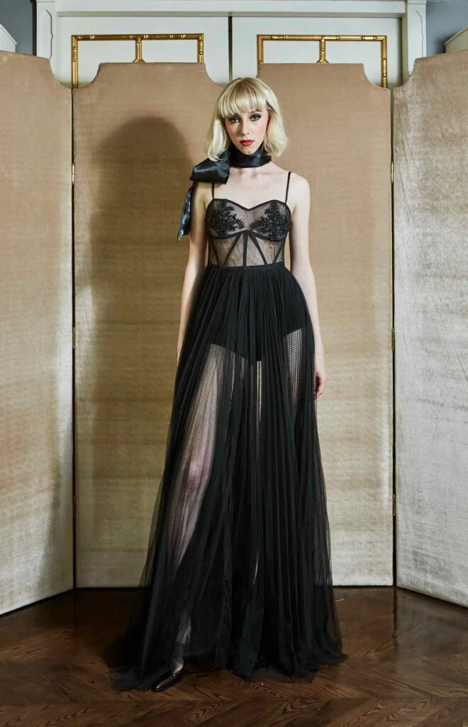 TAWN C. AW19 Lookbook-compressed_Page16_Image1.jpg