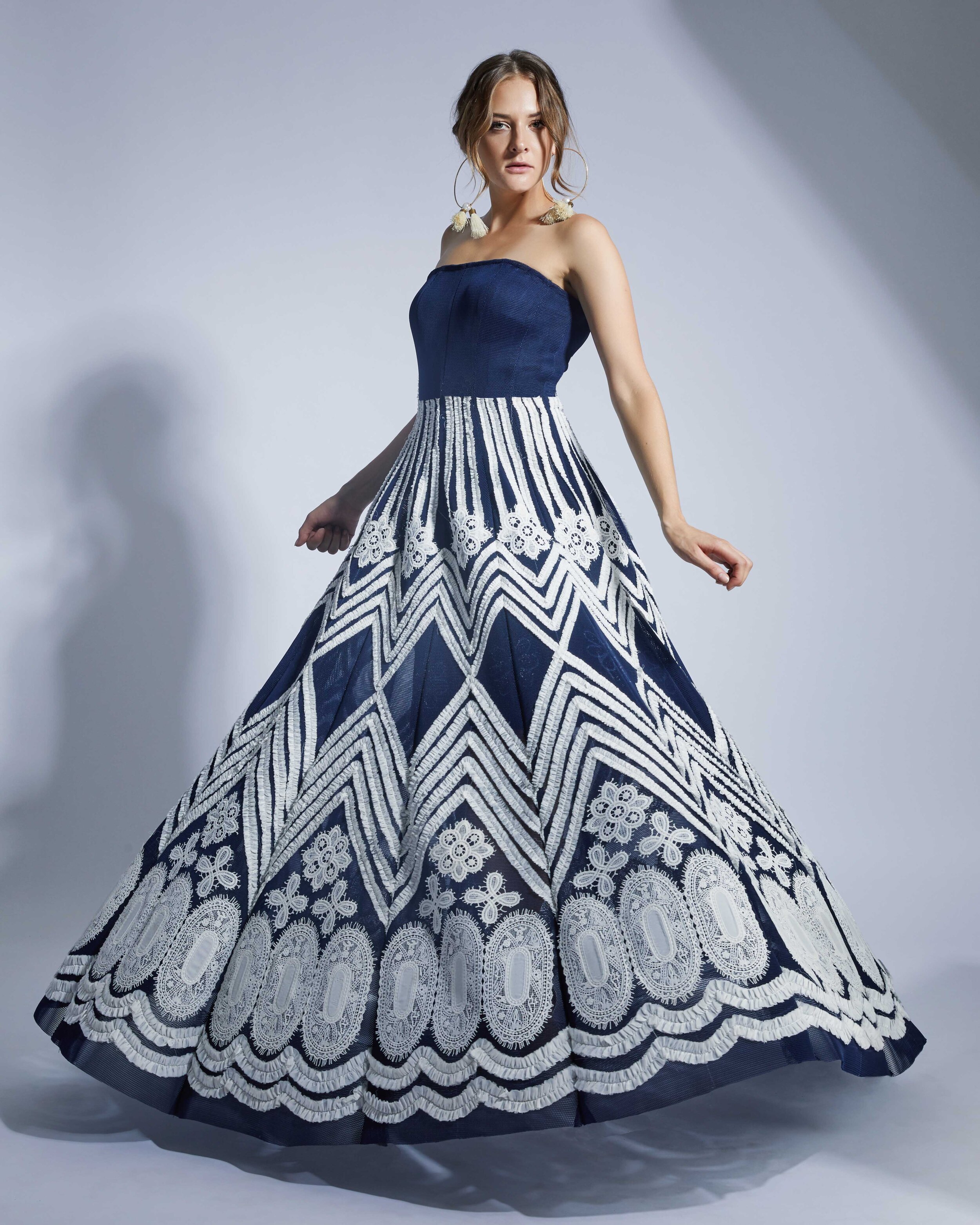ALPANA NEERAJ (PIRNIA COLLECTIONS)