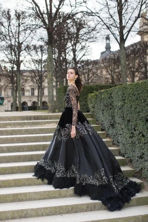 Sophie Couture aw2020_Page31_Image2.jpg