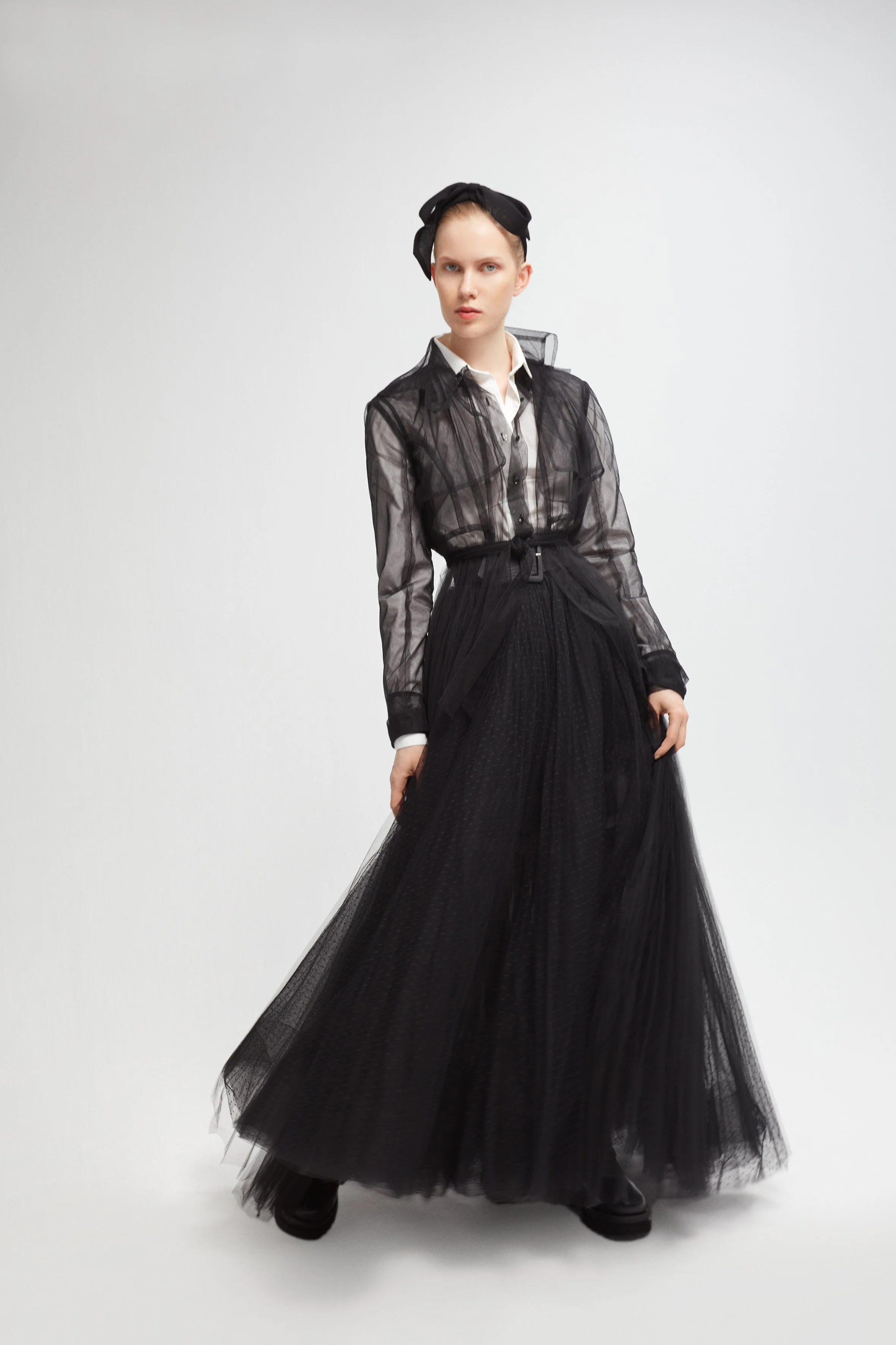 21-19 Blusa + 21-19136 Falda + Gabardina Tul 21-273103.jpg