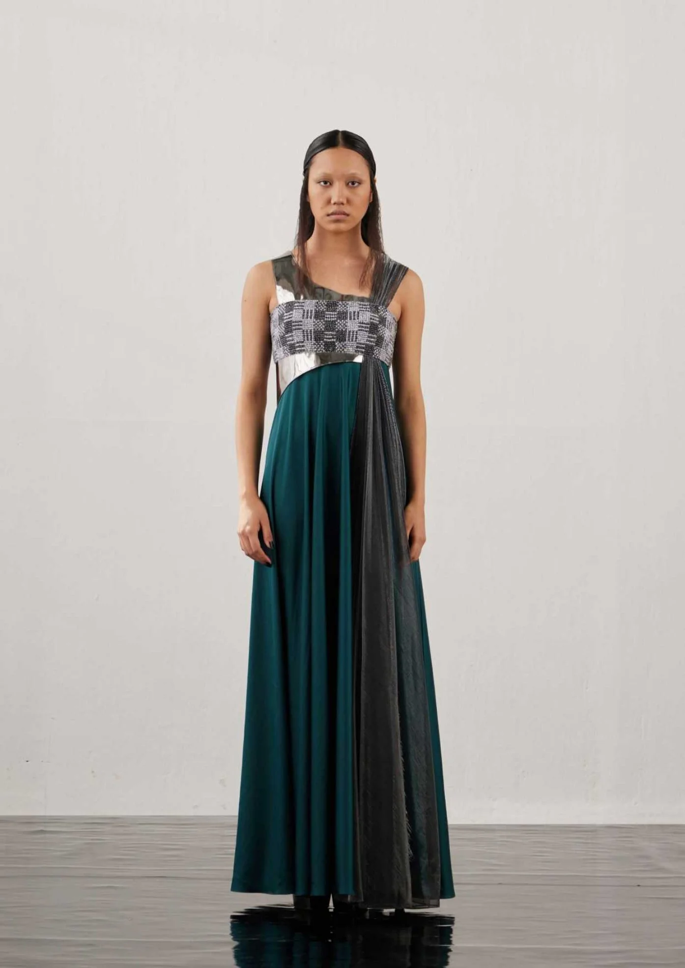 AKHL AW 23-24 Celeste (Paris Version Comp)_Page13_Image1.jpg