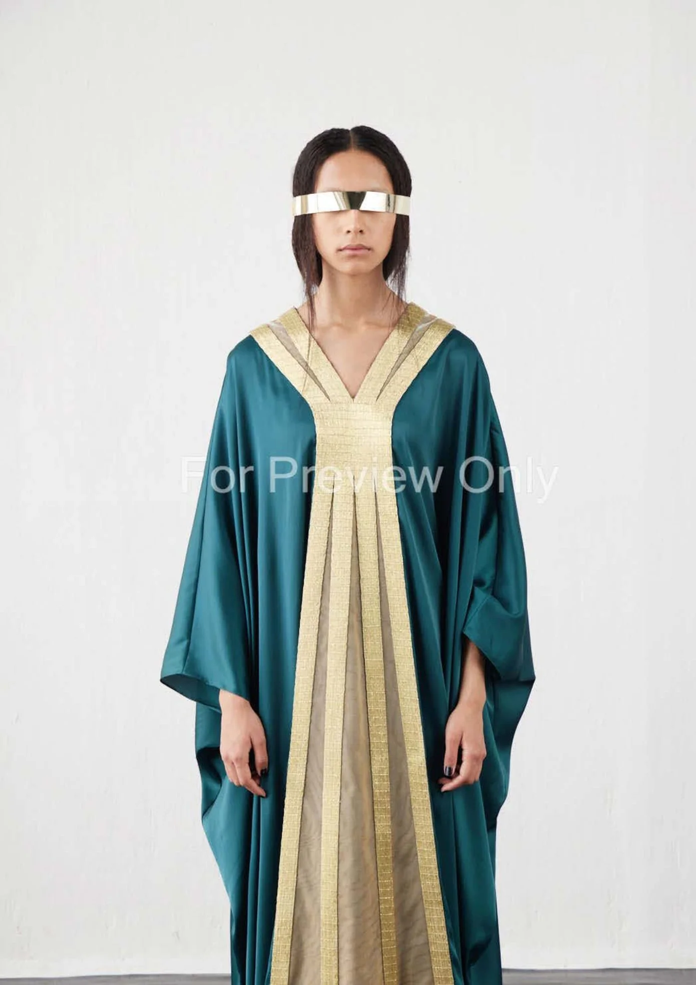 AKHL AW 23-24 Celeste (Paris Version Comp)_Page15_Image1.jpg