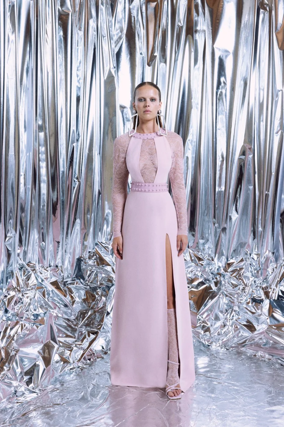 AFFFAIR SS24F_Page12_Image1.jpg