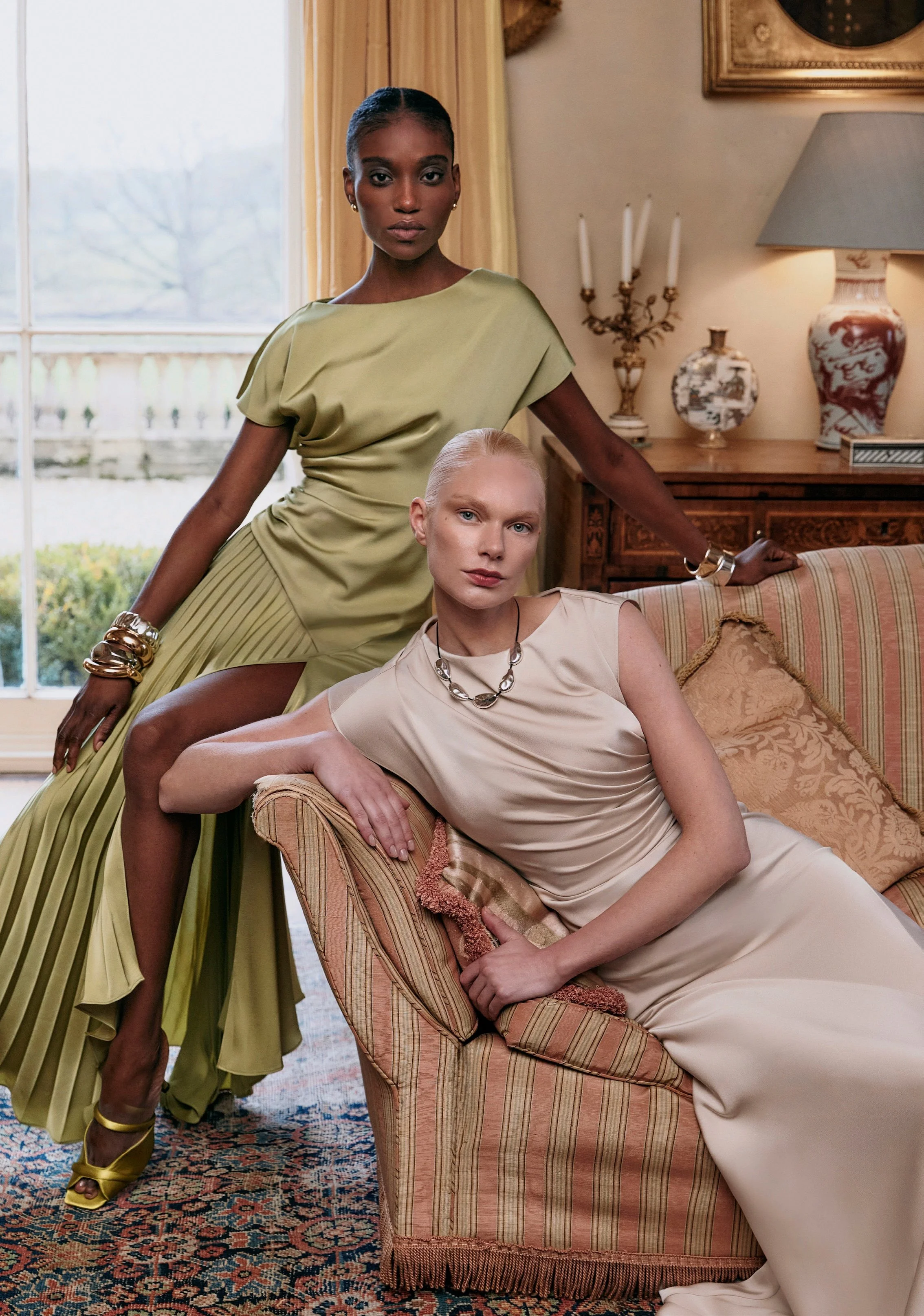 MAISONEL (PIRNIA COLLECTIONS)