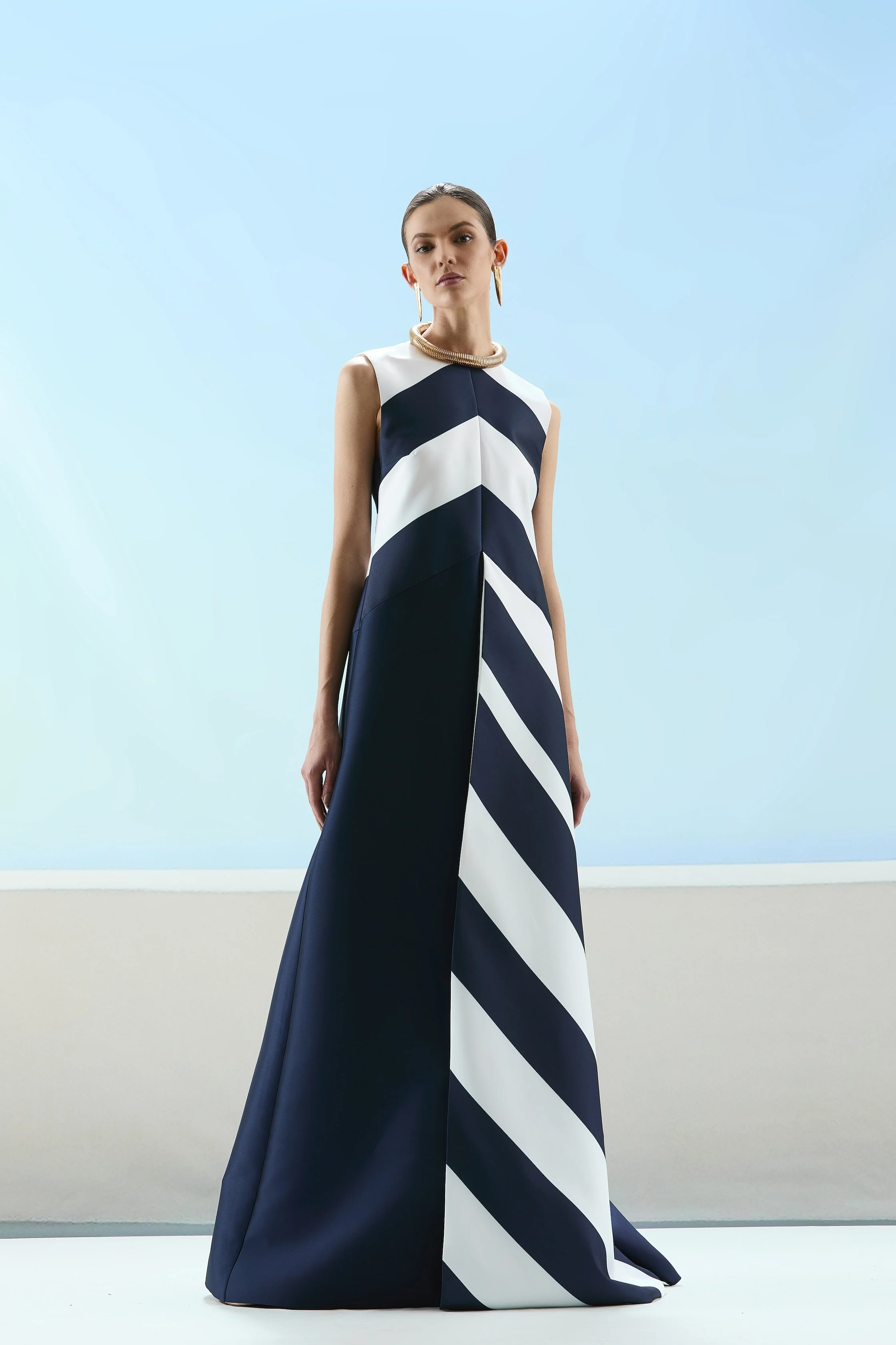 VITOR ZERBINATO (PIRNIA COLLECTIONS)