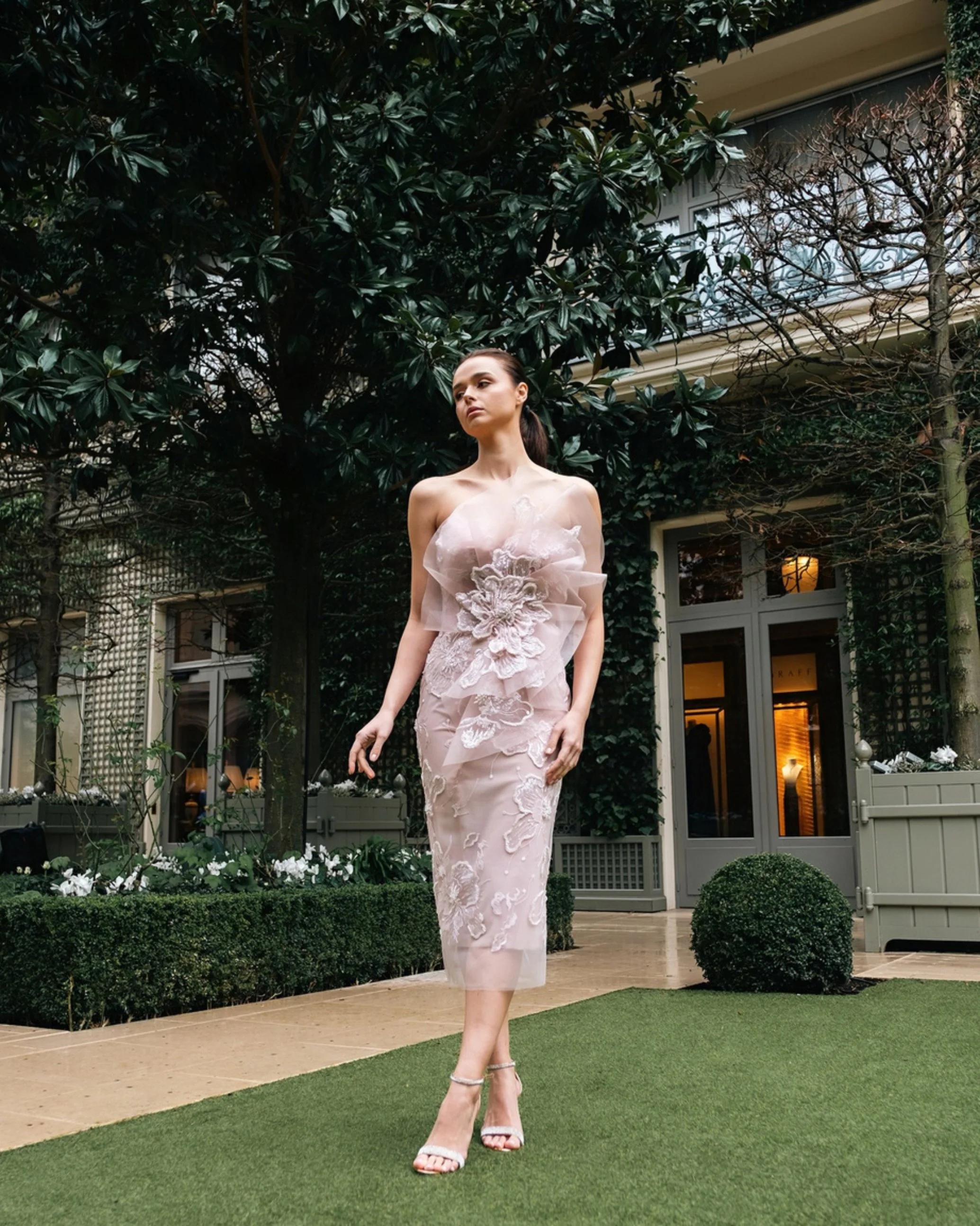 TANIEYA KHANUJA -'Floral Vanguard'_Page8_Image1.jpg