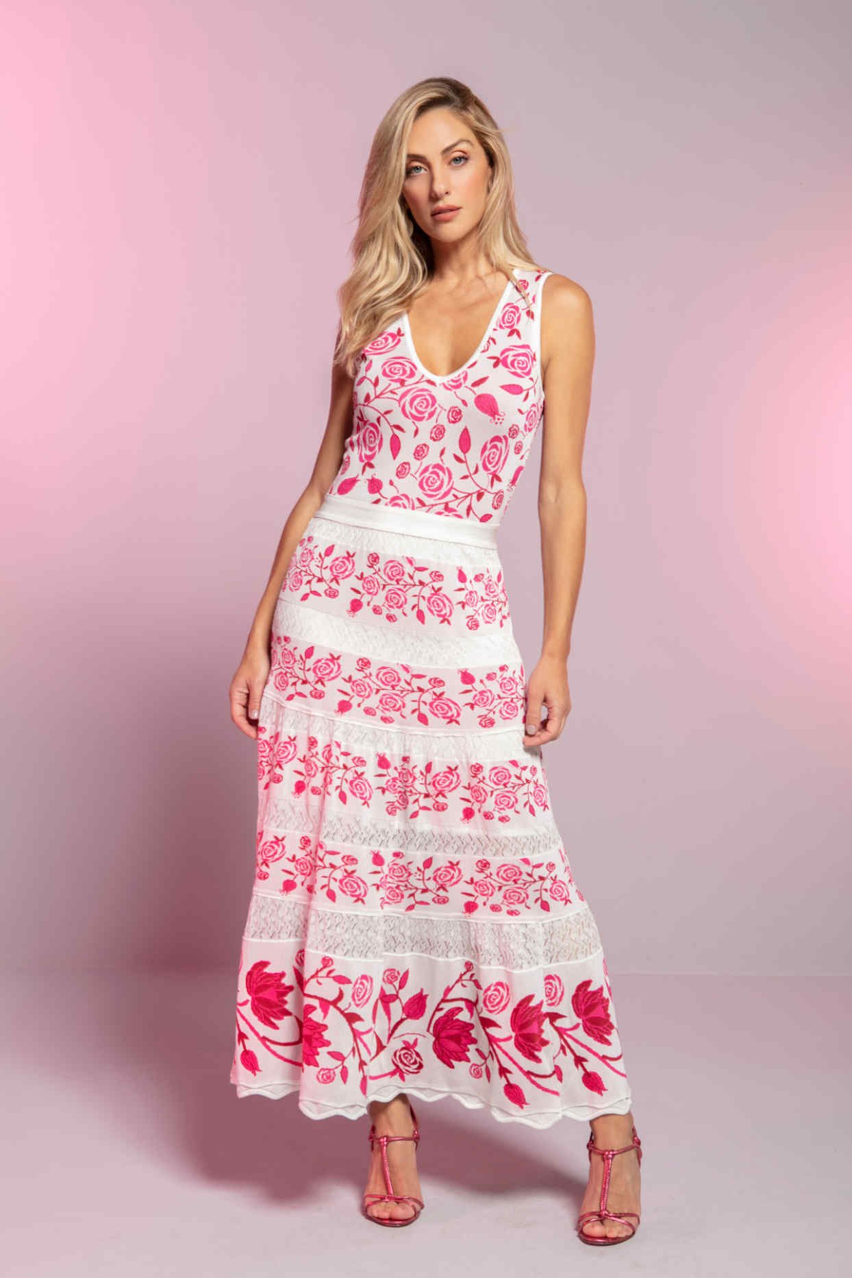 1 dolar  LOOKBOOK VERAO 23_Page45_Image1.jpg