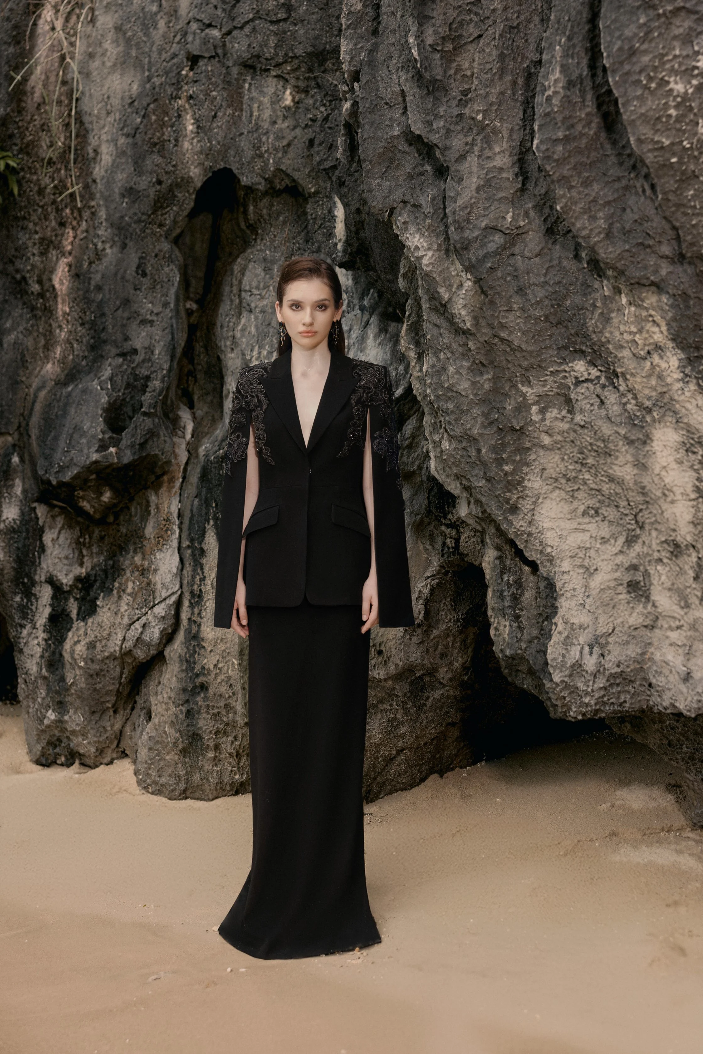 LOOKBOOK LUNE_Page20_Image1.jpg