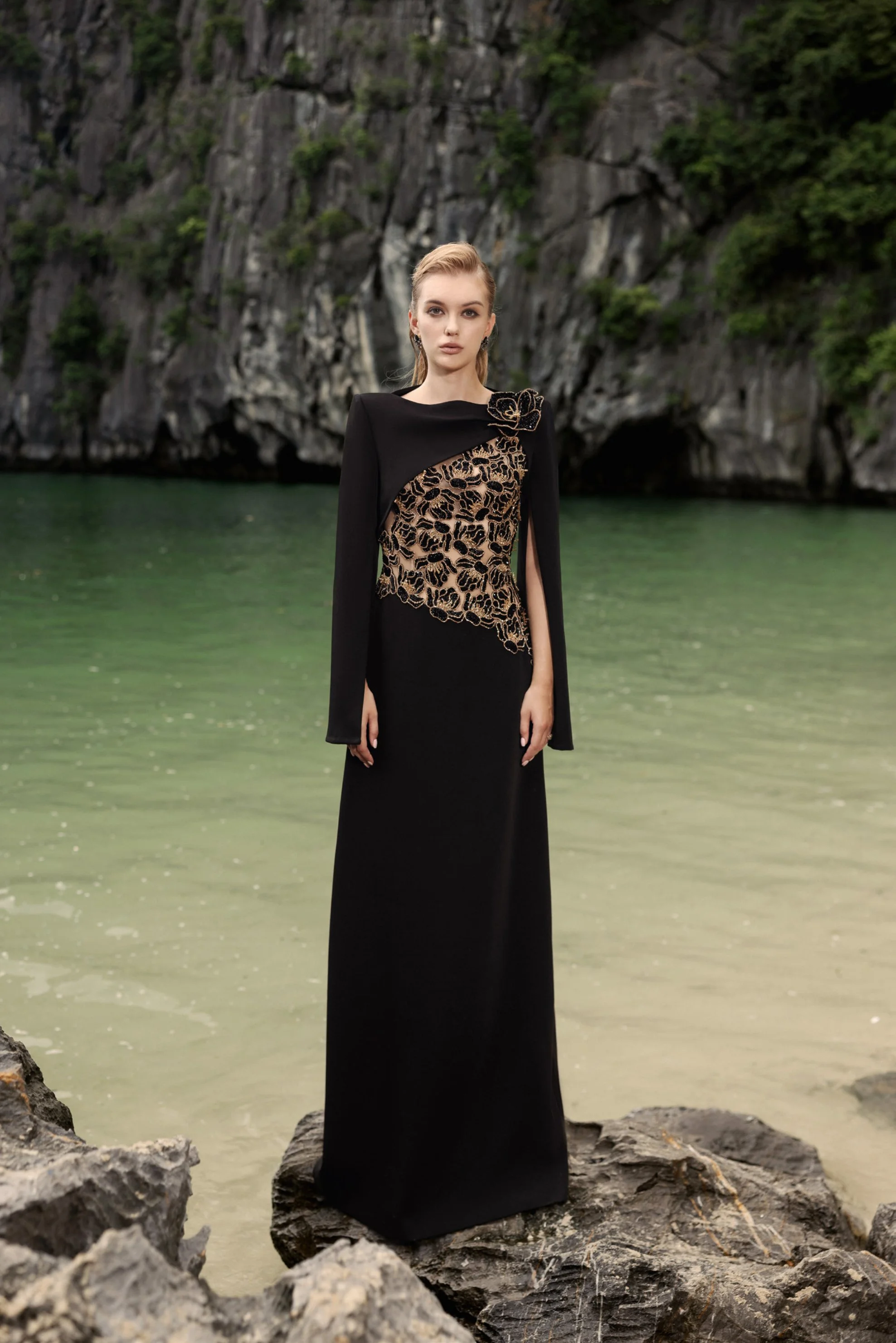 LOOKBOOK LUNE_Page17_Image1.jpg