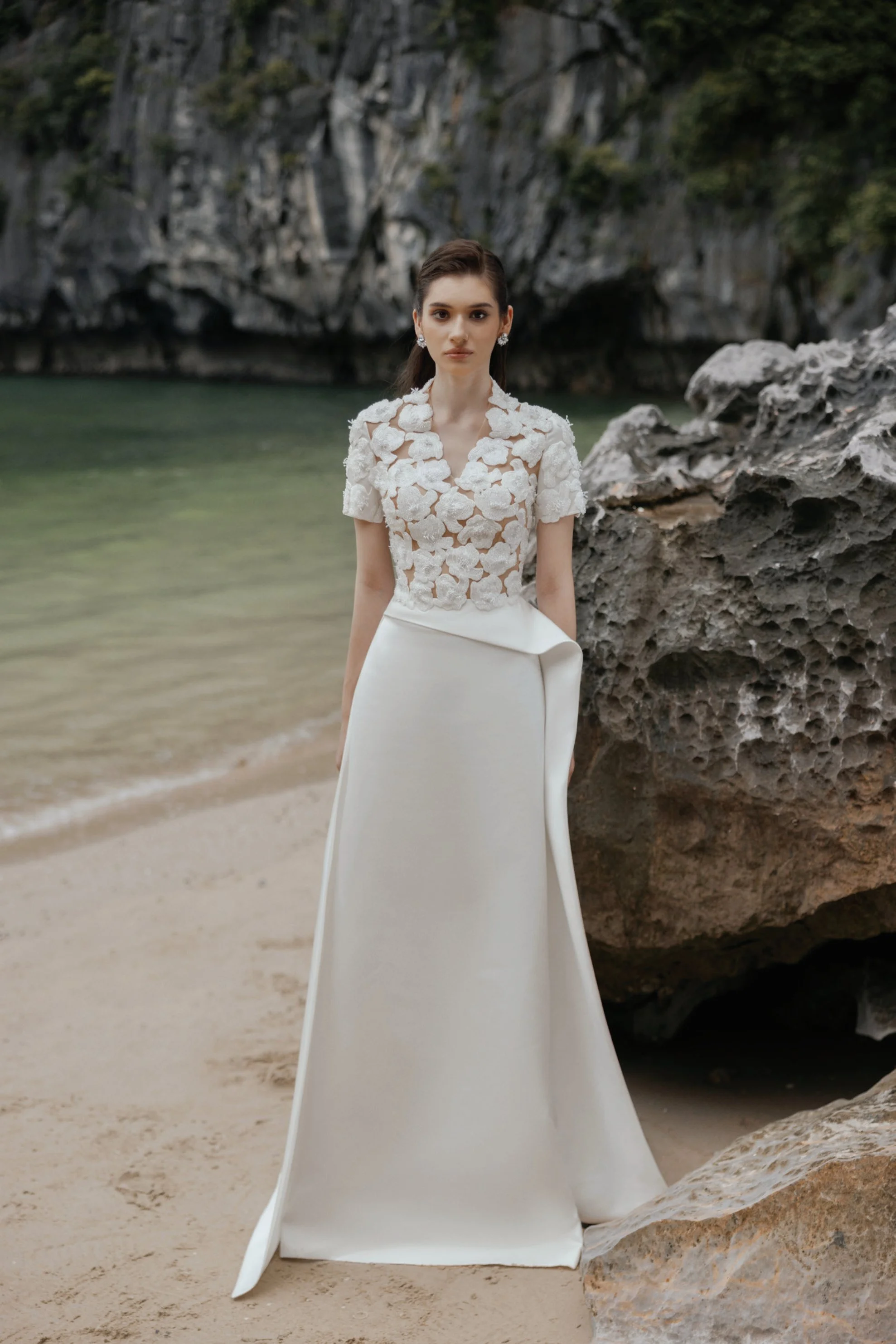 LOOKBOOK LUNE_Page6_Image1.jpg