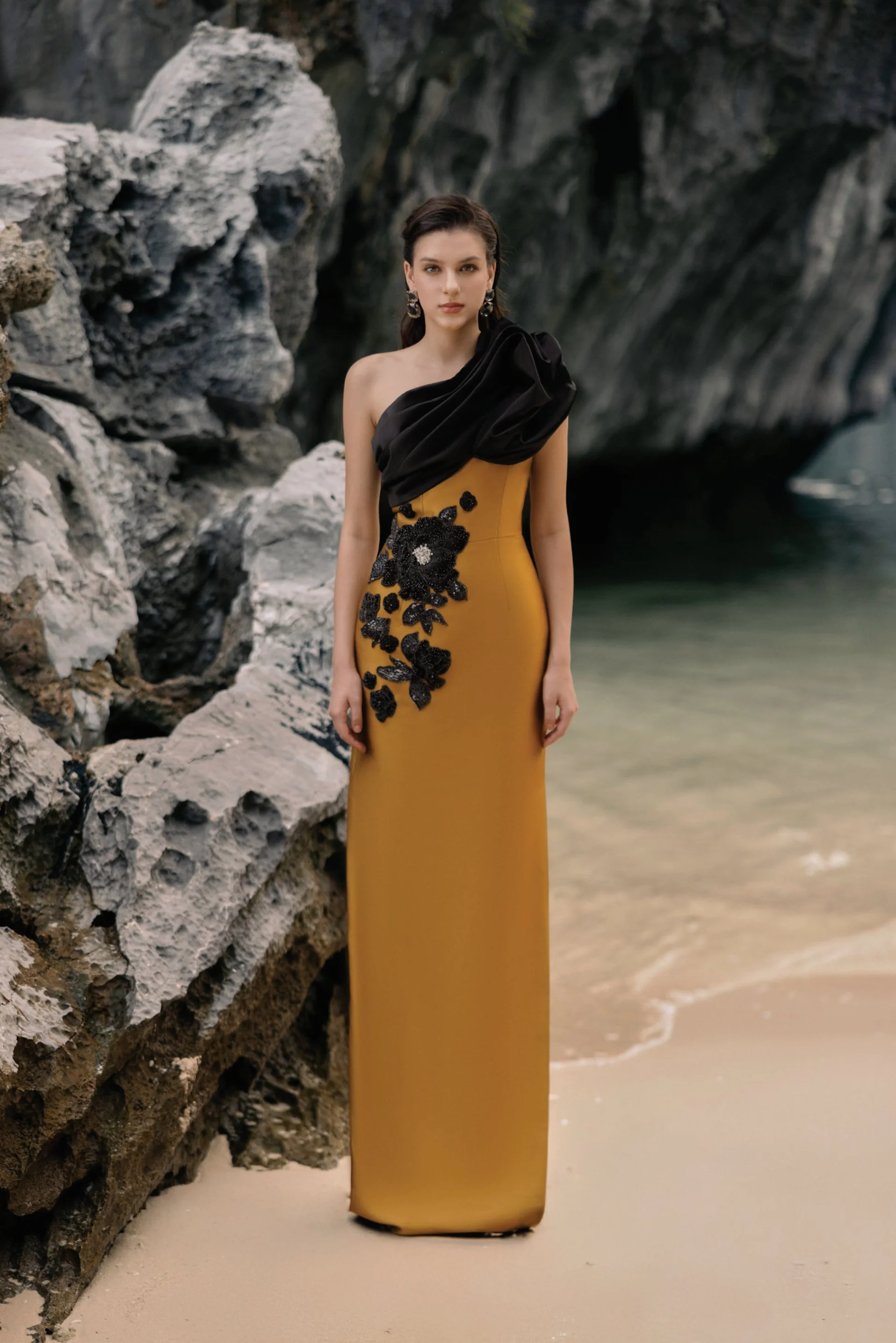 LOOKBOOK LUNE_Page23_Image1.jpg