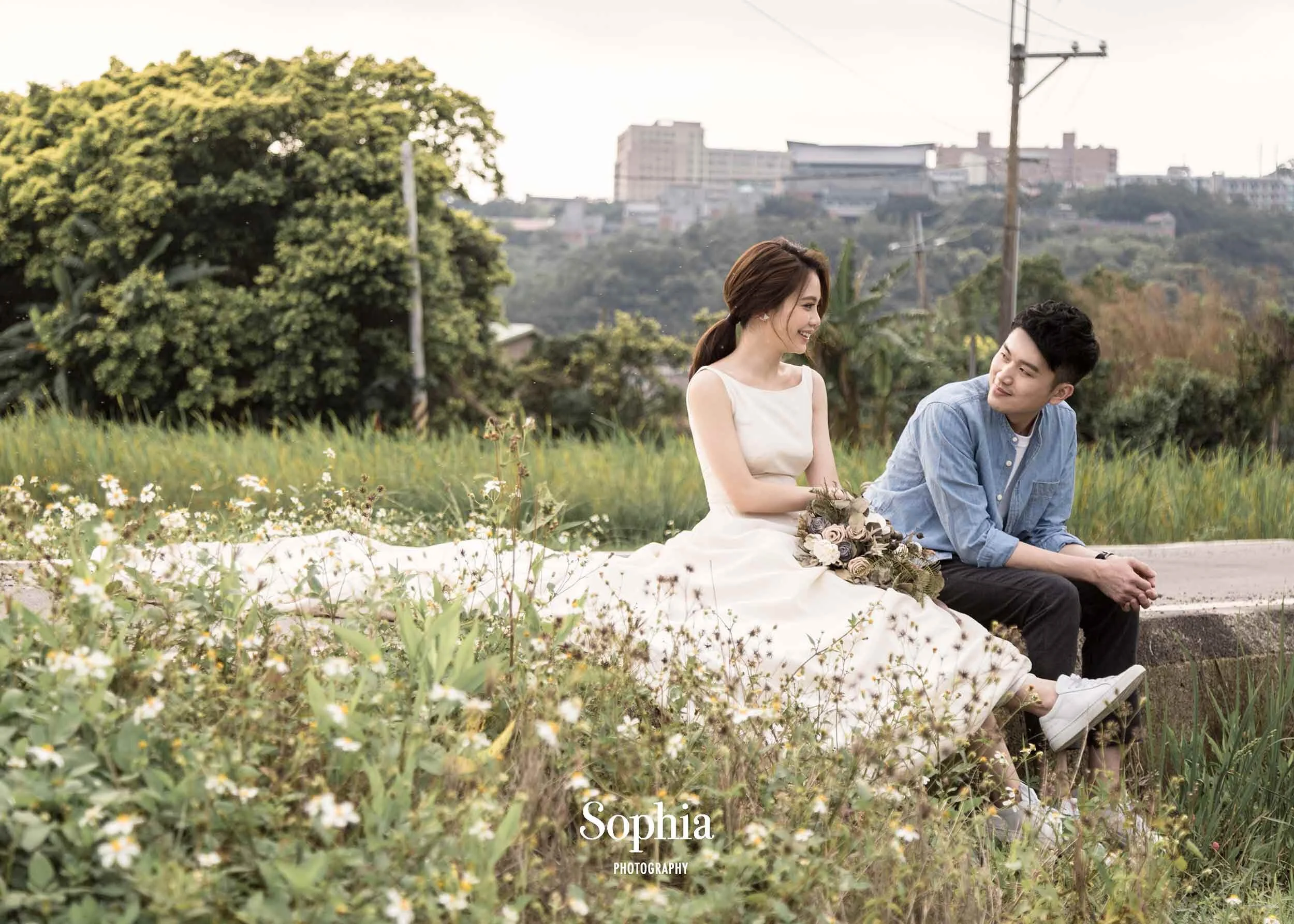  蘇菲雅婚紗-白色狂熱聯名-花海-外景-婚紗照 