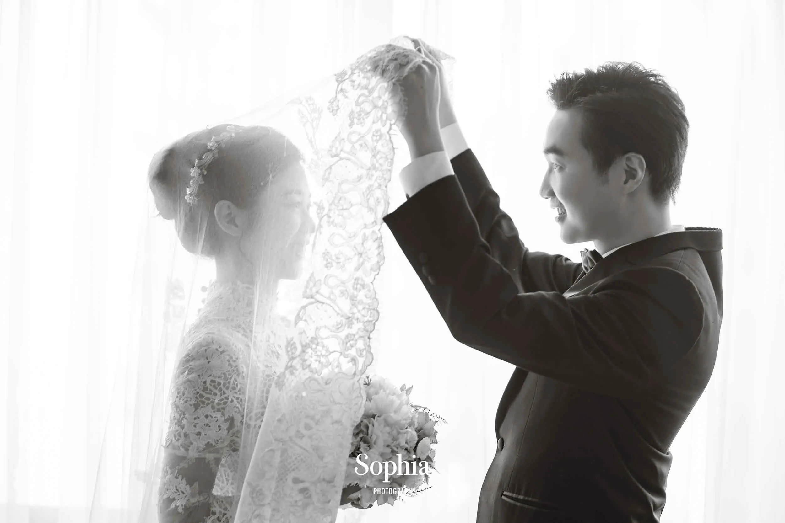  蘇菲雅婚紗-內景婚紗照-黑白照 