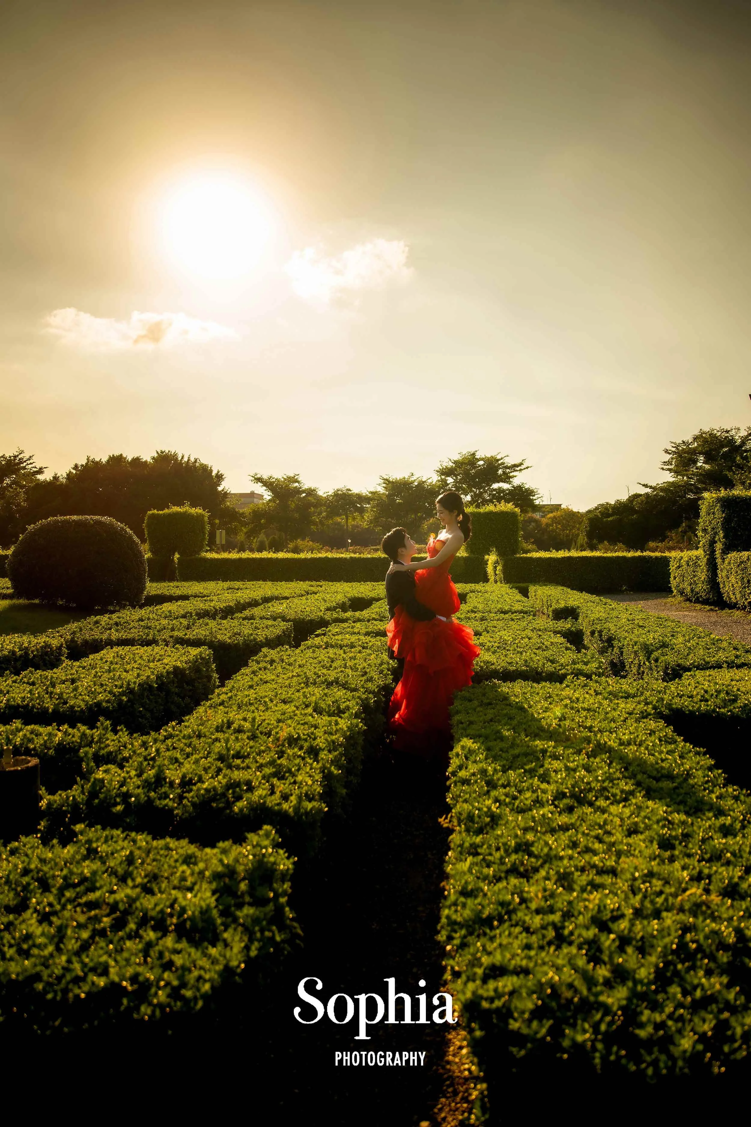  蘇菲雅婚紗-外景婚紗照-夕陽-花園迷宮 