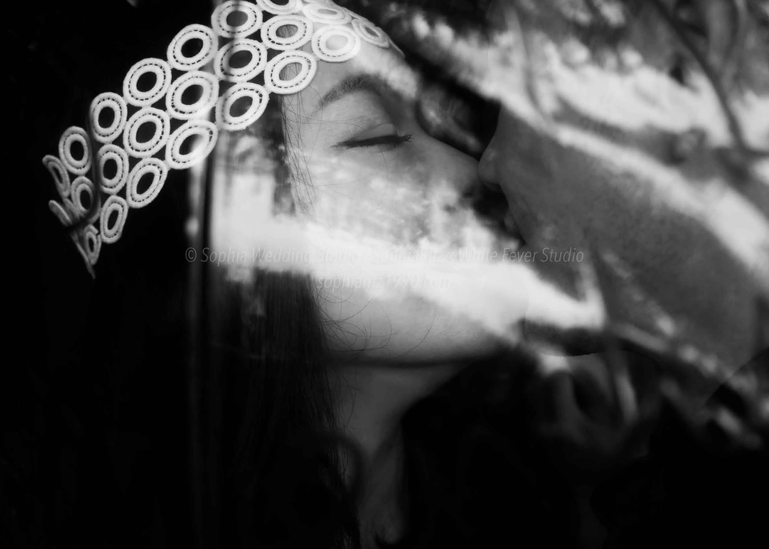  蘇菲雅婚紗-白色狂熱聯名-外景-便服-黑白-婚紗照 