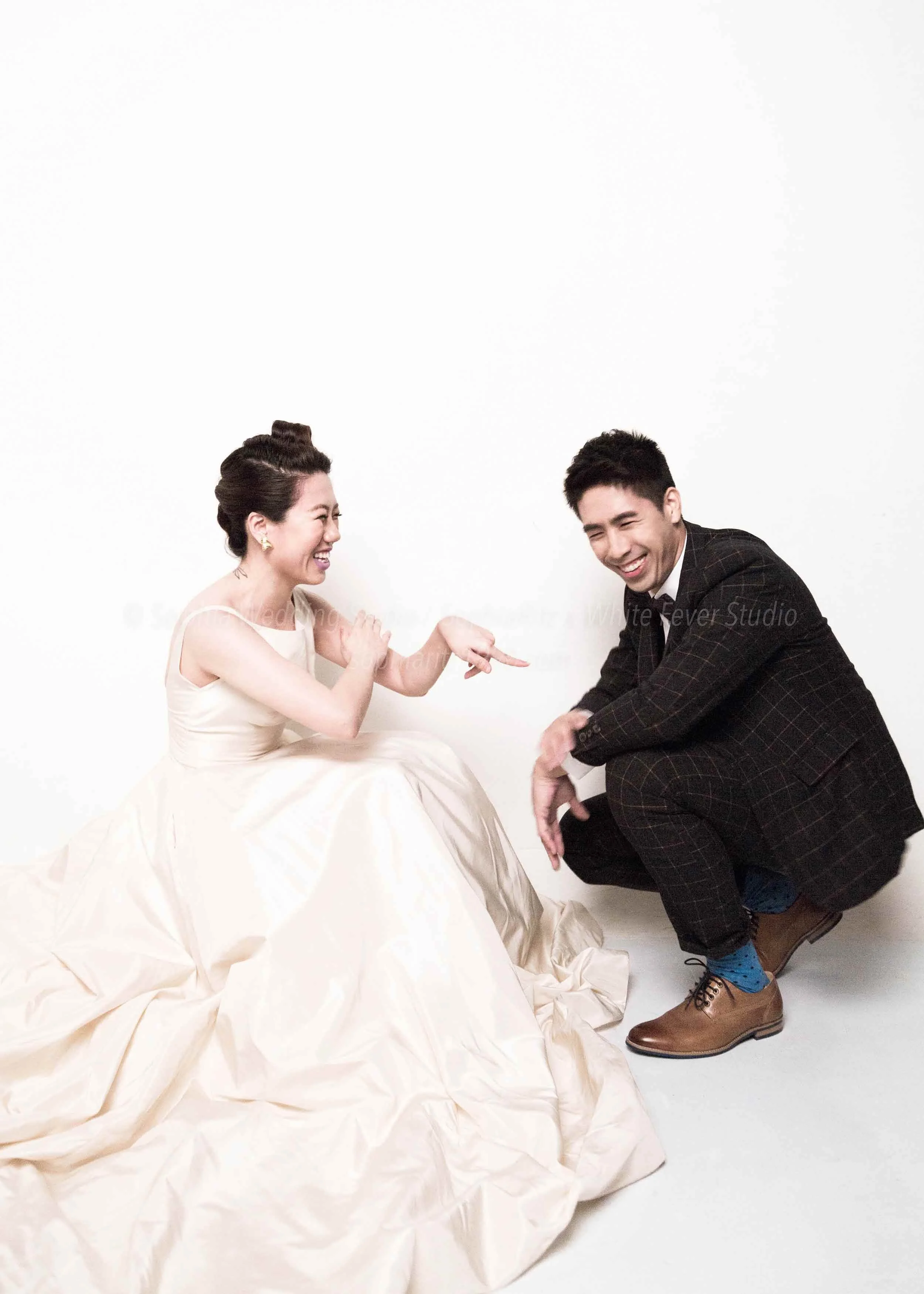  蘇菲雅婚紗-白色狂熱聯名-內景-棚拍-婚紗照 