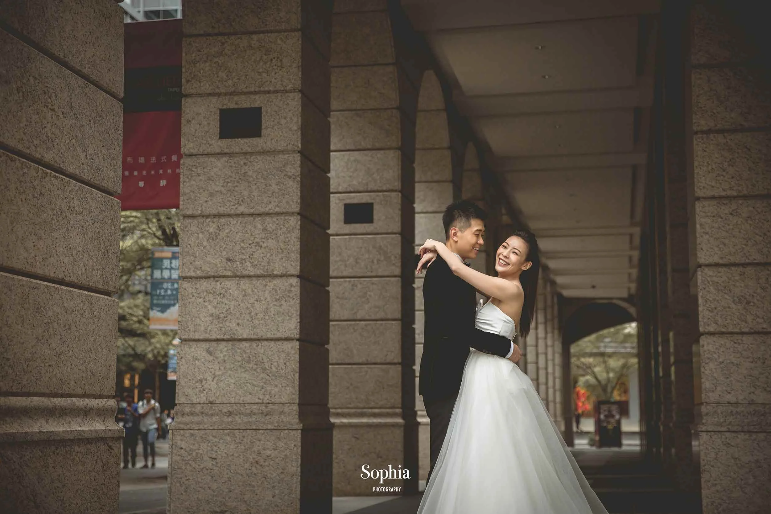  蘇菲雅婚紗-外景-bellavita-貴婦百貨-街景-婚紗照-婚紗照 