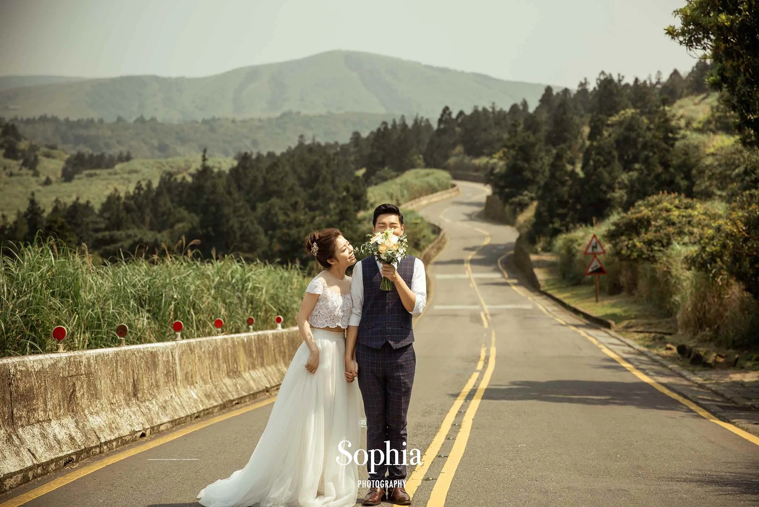  蘇菲雅婚紗-陽明山-公路-外景-婚紗照 